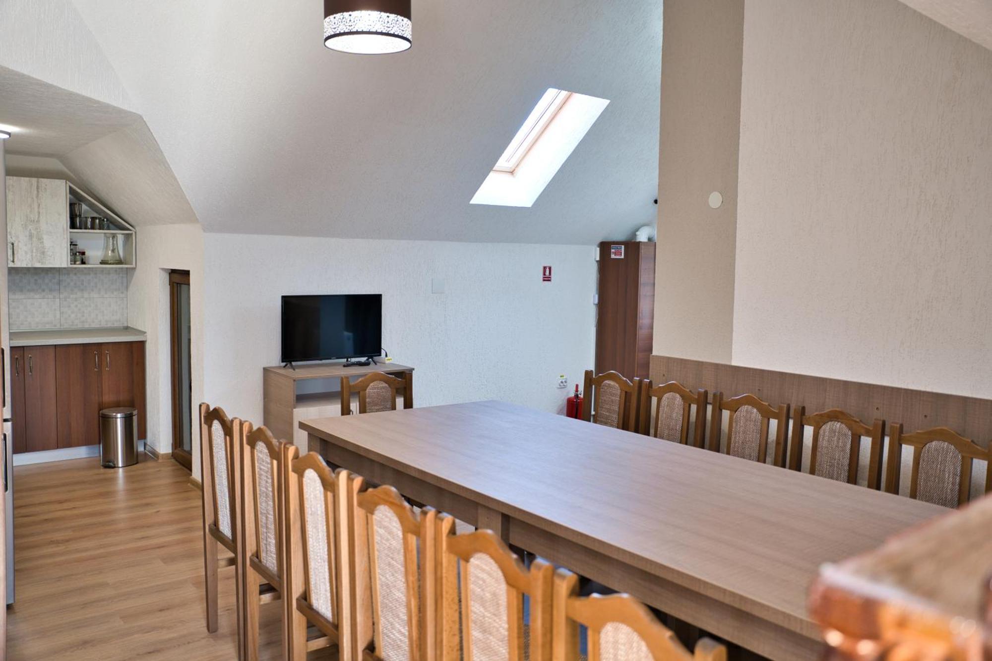 Perla Argesului, Ciubar, Piscina, Lift, Gratar, Cabana, Pensiuni, Hotel Cazare Transfagarasan Curtea De Arges Albestii de Arges Buitenkant foto