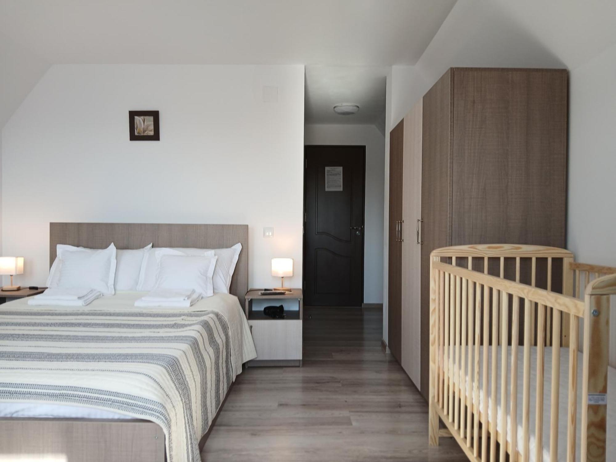 Perla Argesului, Ciubar, Piscina, Lift, Gratar, Cabana, Pensiuni, Hotel Cazare Transfagarasan Curtea De Arges Albestii de Arges Buitenkant foto